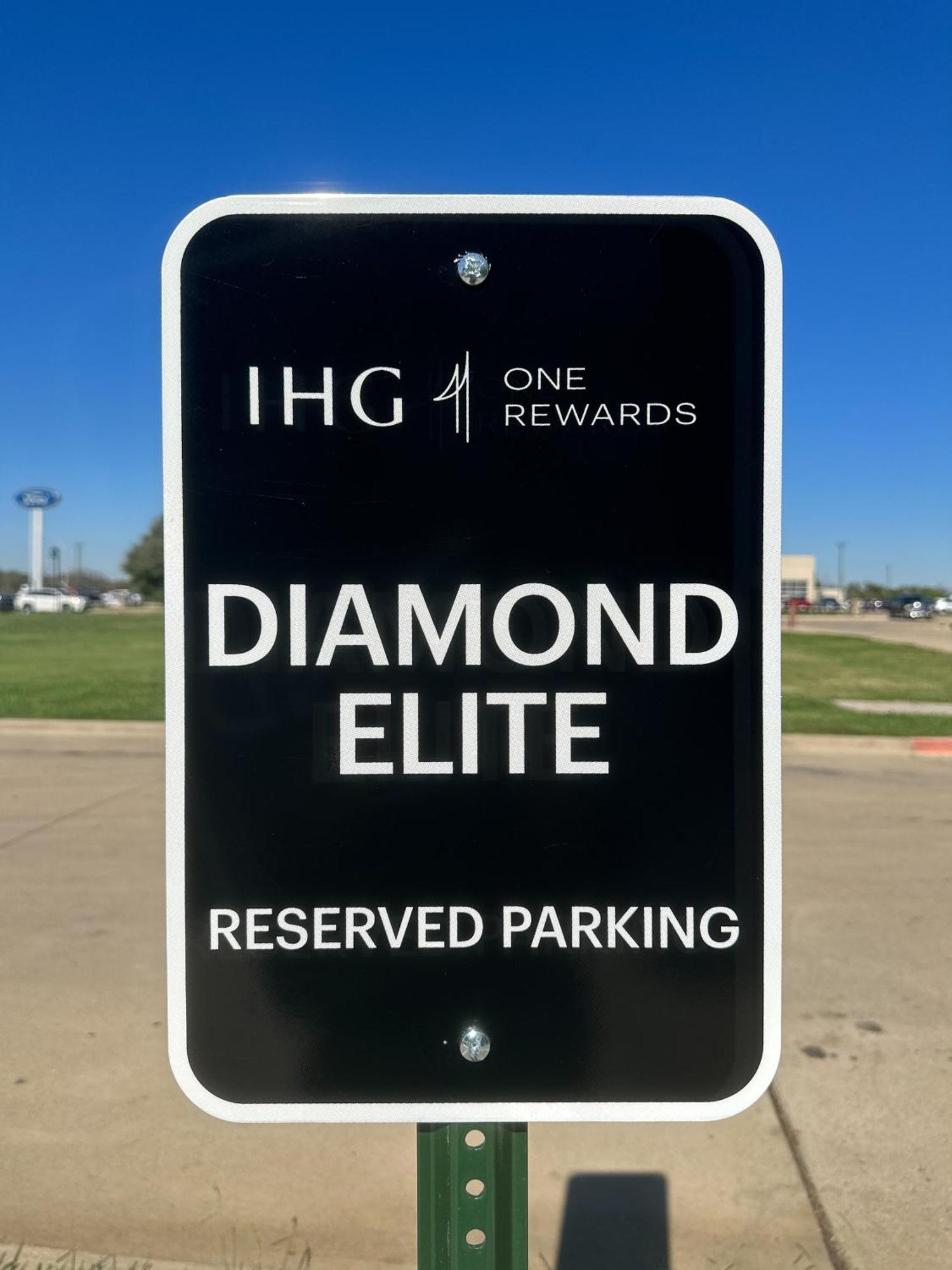 Holiday Inn Express Hotel & Suites Ennis By Ihg Exterior photo