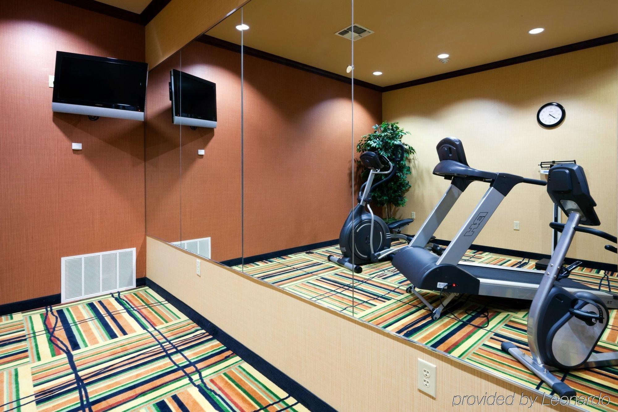 Holiday Inn Express Hotel & Suites Ennis By Ihg Facilities photo