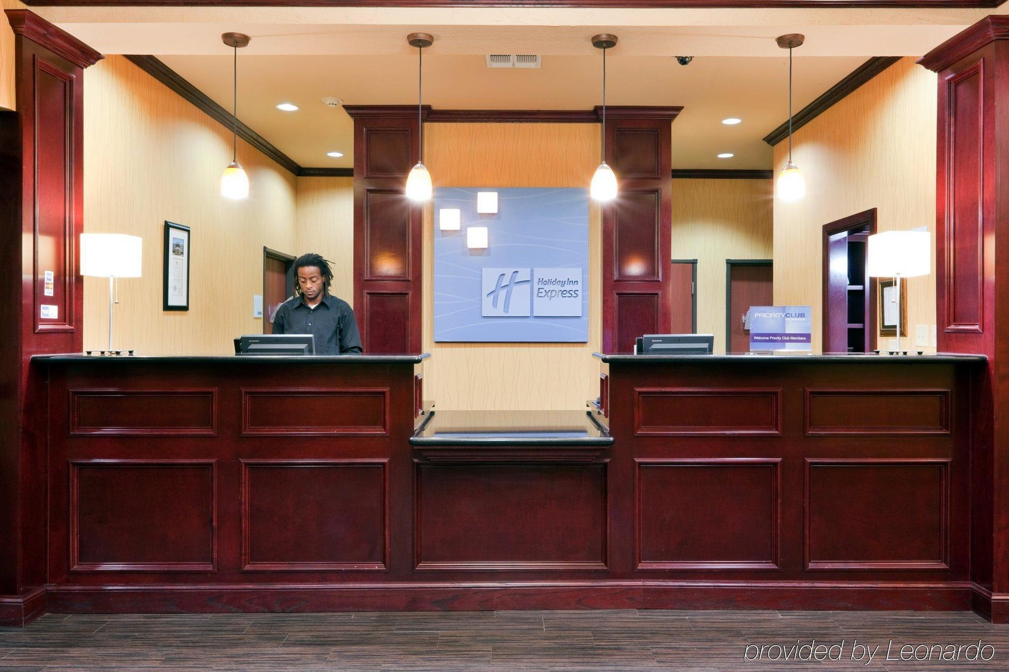 Holiday Inn Express Hotel & Suites Ennis By Ihg Interior photo